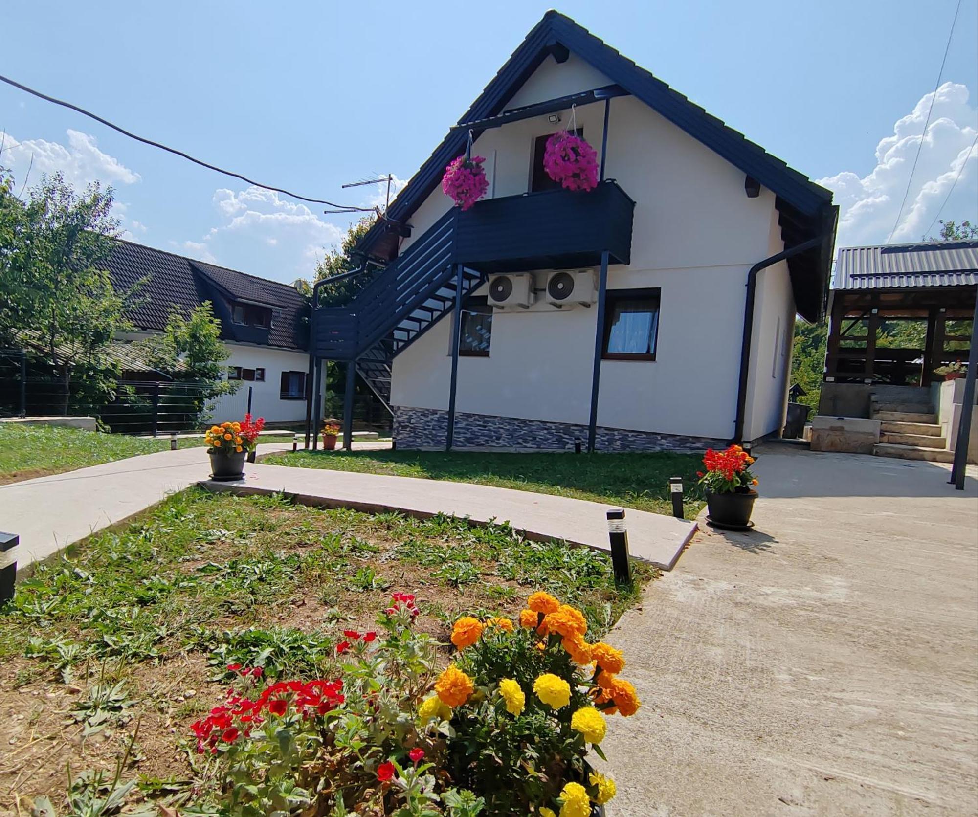 Apartments Sertic 4 Stars Poljanak Luaran gambar